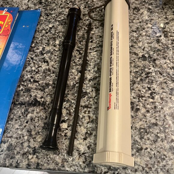 Recorder AULOS Musical Instrument & My Easy to Learn Recorder Book - Picture 3 of 9